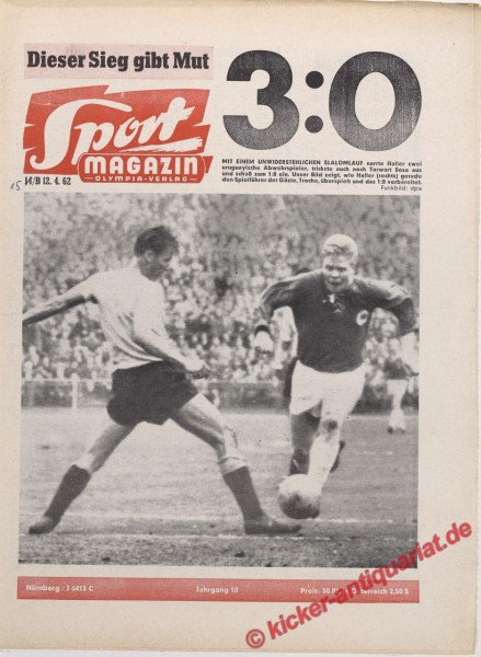 Dieser Sieg gibt Mut. Helmut Haller und Torward Sosa.