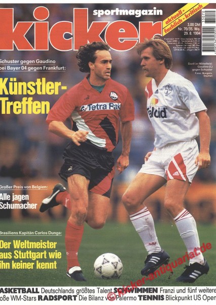 Bernd Schuster (Bayer Leverkusen) und Gaudino (VFB Stuttgart)