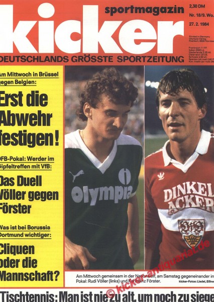 Rudi Völler (Werder Bremen) und Karlheinz Förster (VfB Stuttgart)